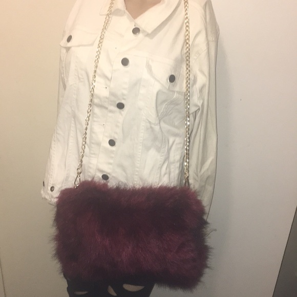 Red Burgundy handbag crossbody gold chain purse - Picture 9 of 11